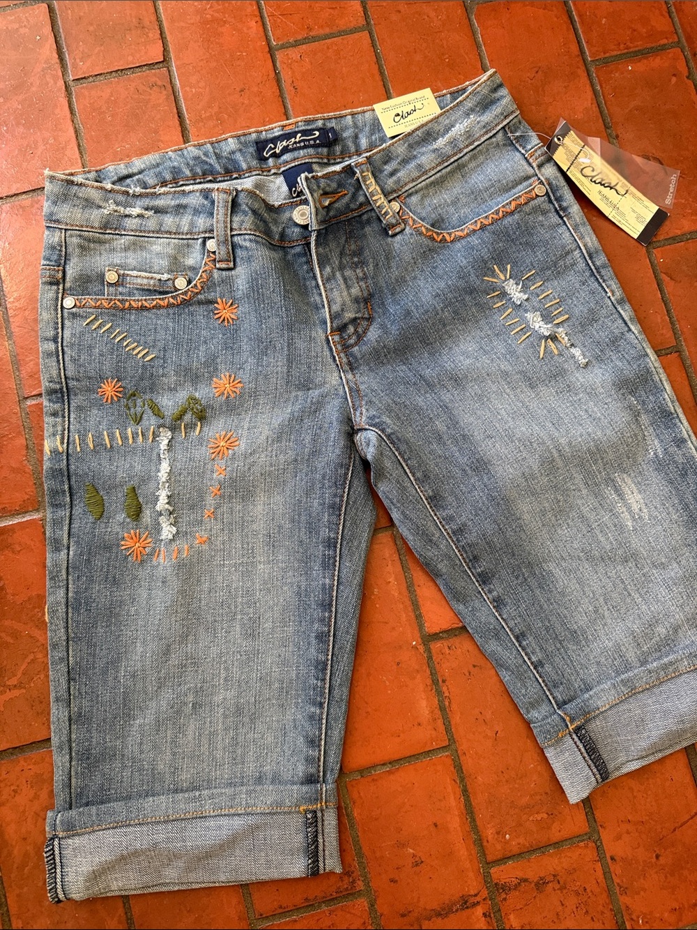 Low-waist vintage Jean embroidered shorts sz 1
